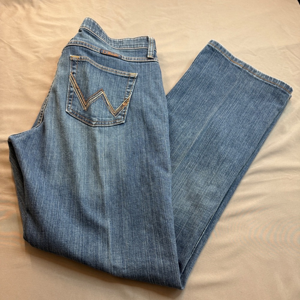 Wrangler Q-Baby Ultimate Riding Jeans Women 11/12x32 Medium Wash Bootcut